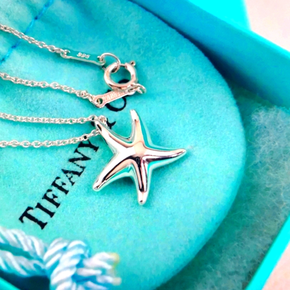 Tiffany & Co. Small Starfish Pendant Necklace 16" Silver 925 Peretti w/Box